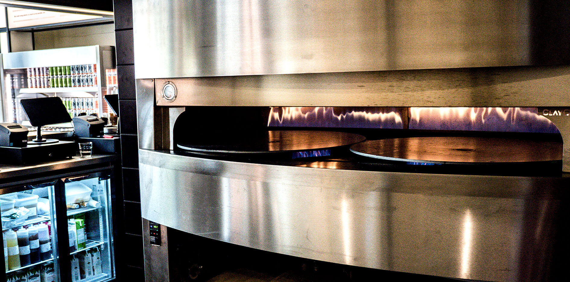 Image Gallery: The Rotana | Rotating Base Oven