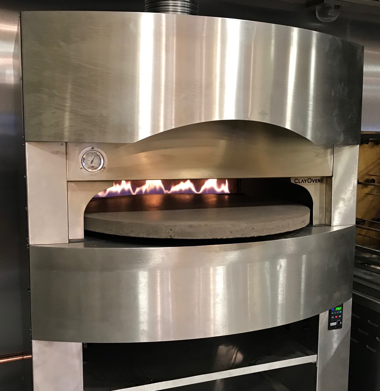 The Rotana | Rotating Base Oven - 